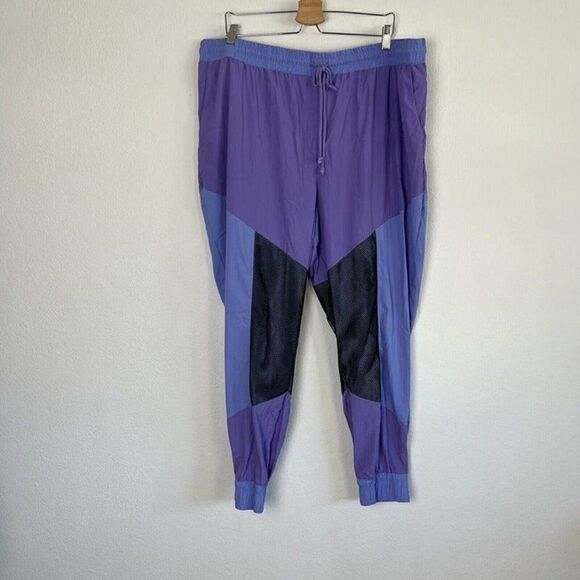 Ashro Womens Plus Size Retro Purple Mesh Nylon Active Lounge Pant and Jacket Set - Picture 6 of 12